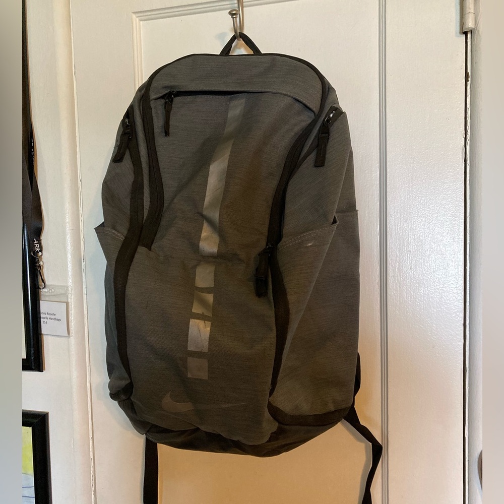 Nike elite hoops backpack